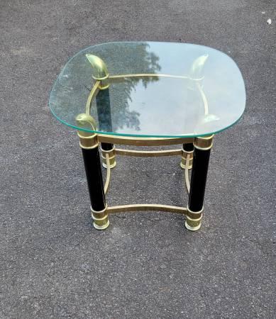 Coffee Table and Matching End Tables 2