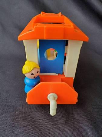 1986 Fisher Price Little People Express Train Toy Complete 12