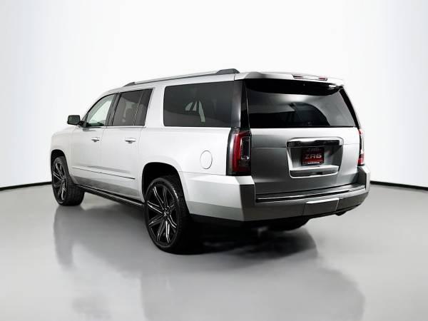 2018 GMC Yukon XL Denali Sport Utility 4D 3