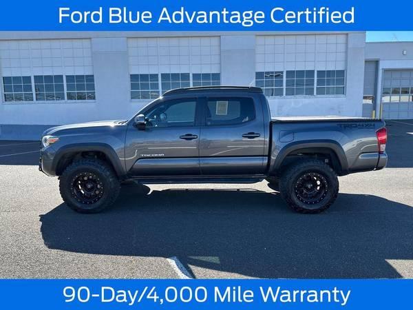 2017 Toyota Tacoma TRD Off-Road **100% Financing Approval is our goal** 4
