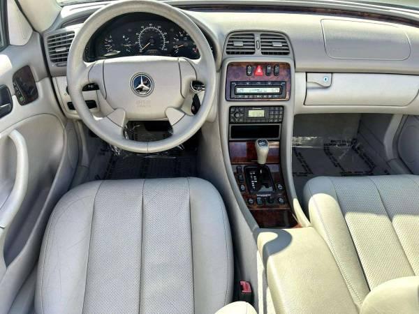 1999 Mercedes-Benz CLK-Class  (Crown Motors PDX) 17
