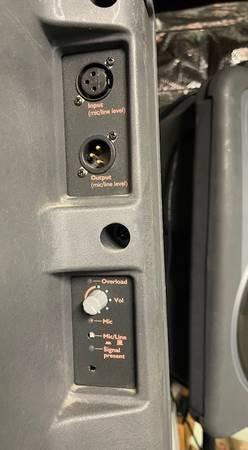 JBL Eon Power 15 speaker pair and JBL mixer & stands 4