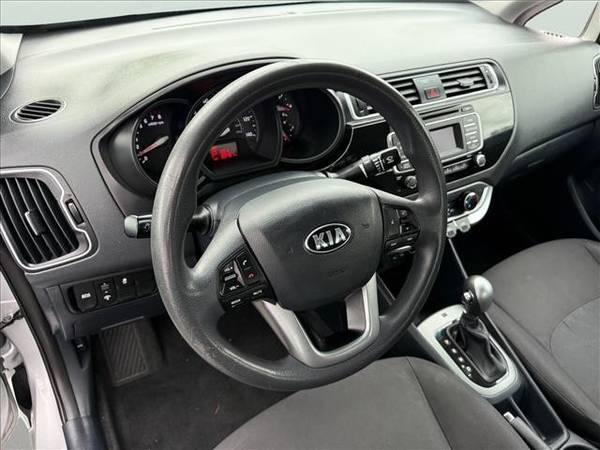 2016 Kia Rio  LX Sedan 6A 15
