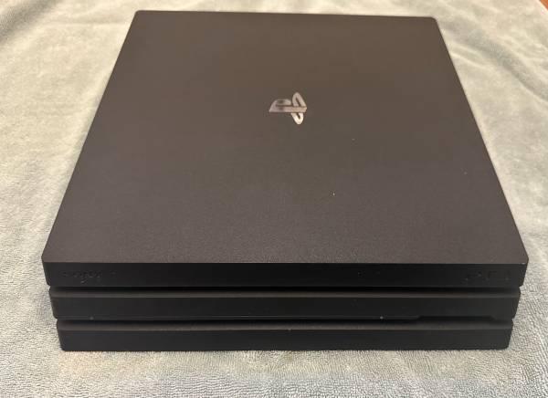 PS4 Pro 1TB (excellent condition, includes all cables and controller, in origina