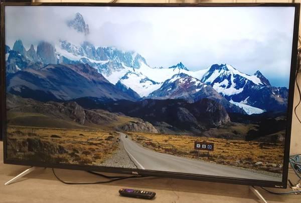 50" 4k UHD HDR Smart Roku LED TV model 2018 11