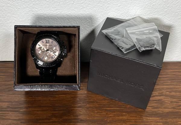 Michael Kors wrist watch *closet clean-out - cash only 3
