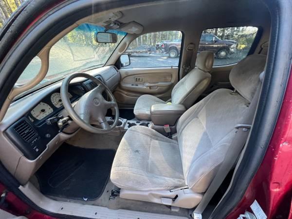 Toyota Tacoma double cab pre-runner 13