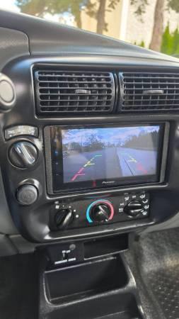 2004 Ford Ranger 4x4 4WD Truck XLT 2dr SuperCab  SB 15