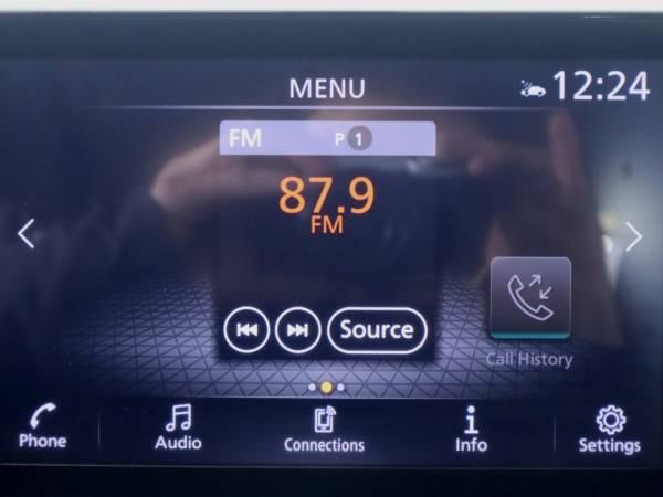 2023 Nissan Rogue SV 16