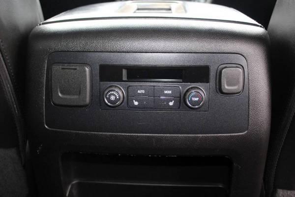 2020 GMC Yukon XL Denali 4x4 4dr SUV 23