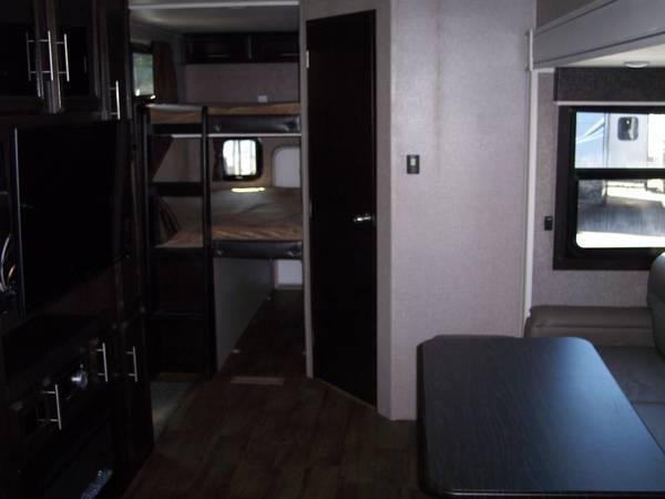 2020 Jayco Eagle 29ft Bunkhouse Travel Trailer w/ 1 Slideout 20