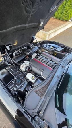 2000 Chevrolet Corvette Chevy Base 2dr Convertible 10