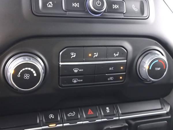 2022 Chevrolet Silverado 1500 LTD Custom Pickup 4D 6 1/2 ft 21