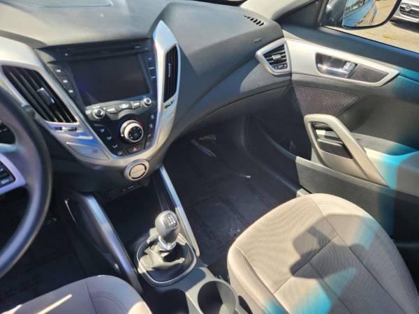 2014 Hyundai Veloster  Base 3dr Coupe 6M Coupe 16