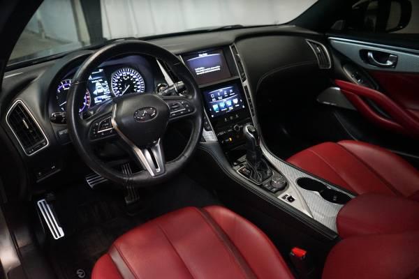 2017 INFINITI Q60 Red Sport 400 // AWD // Red Leather // Serviced!!! 13