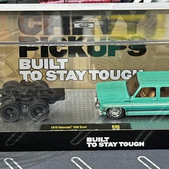 M2 Machines 1970 Chevrolet C60 Truck & 1974 Cheyenne Super 30 R[hidden information]