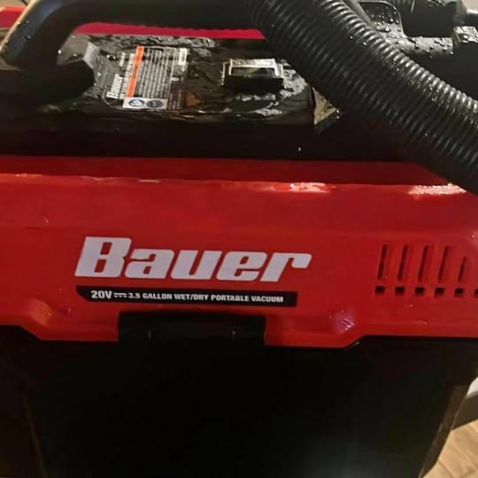 Bauer wet/dry vac