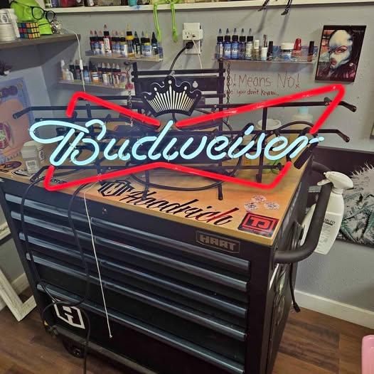 Neon budweiser signs