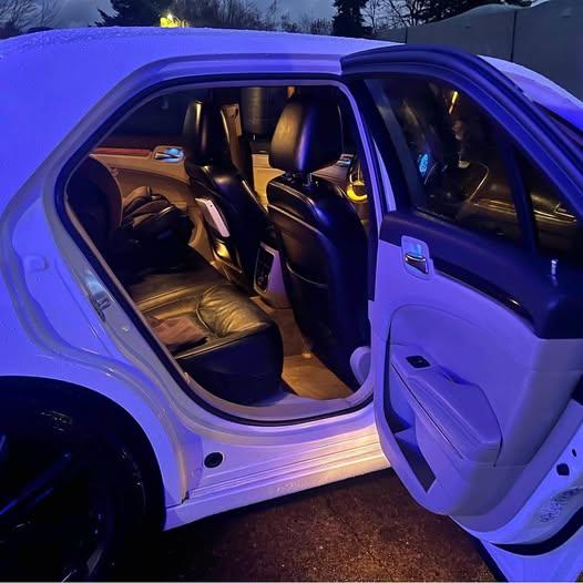 2014 Chrysler 300 · 300C Sedan 4D