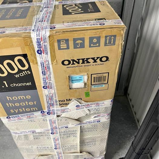 Onkyo 7.1 1000 watts home stereo system