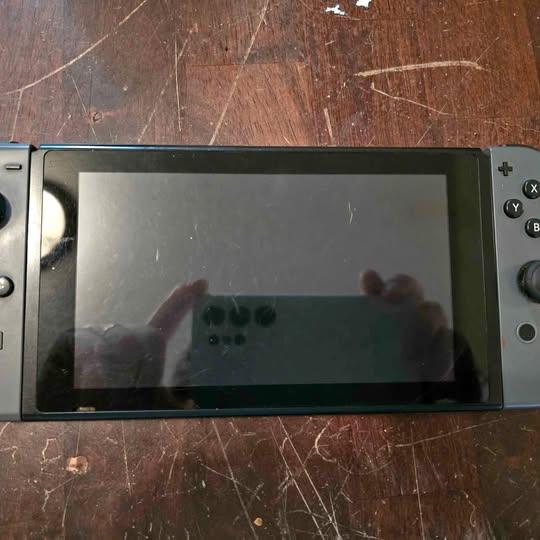 Nintendo switch V2 for sale