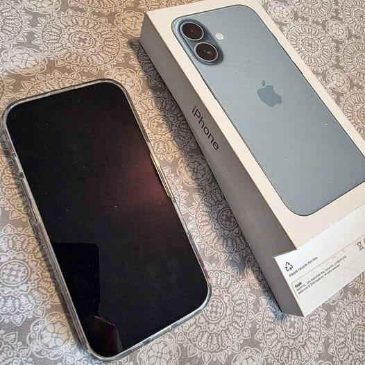 Apple IPhone16