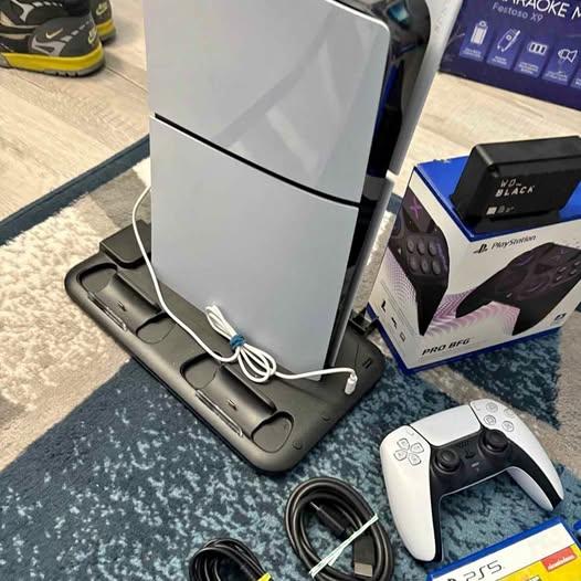 PLAYSTATION 5