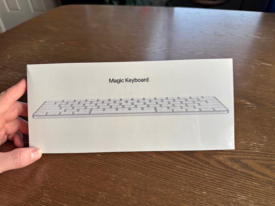 Apple Magic Keyboard new in box sealed