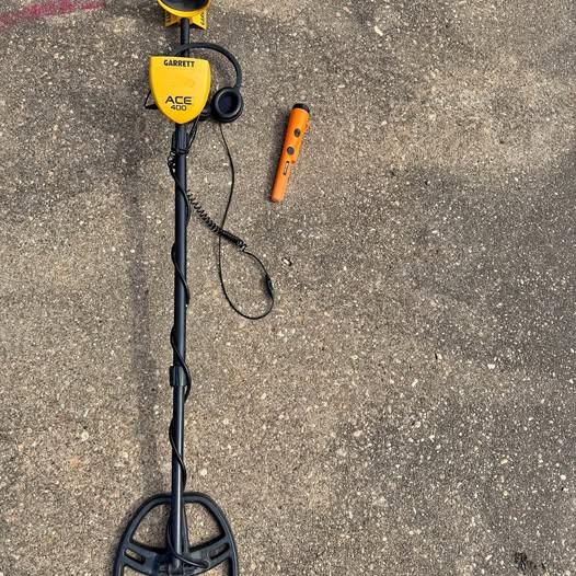 Metal detector