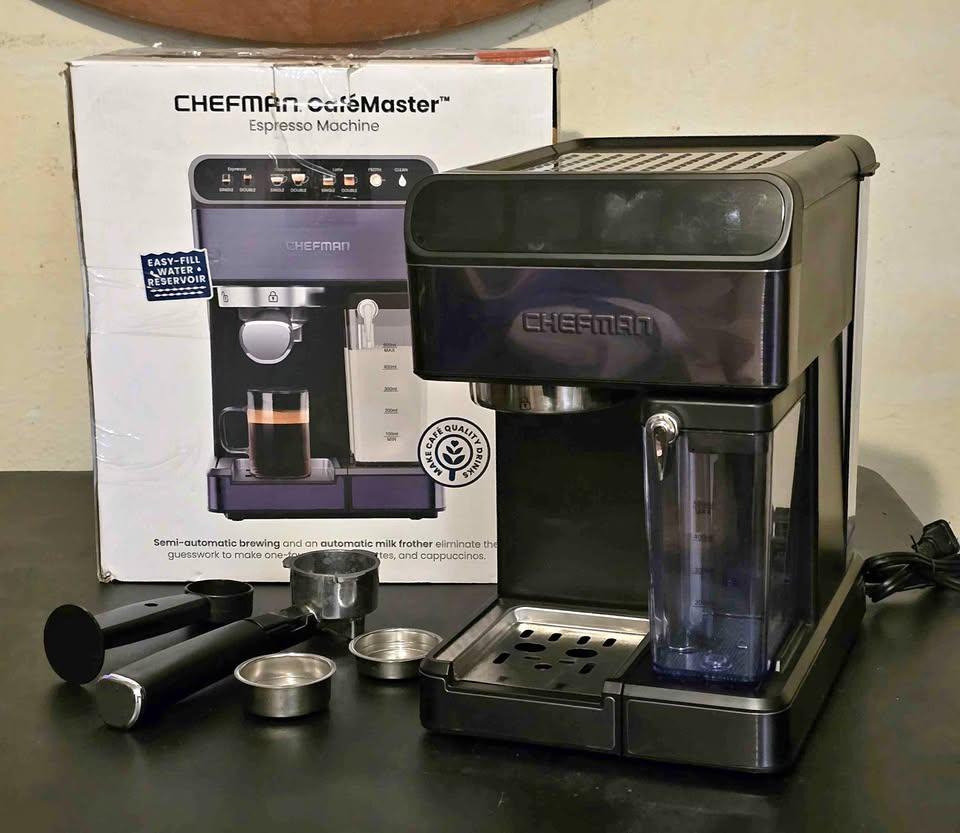 Chefman Cafemaster Pro 6-in-1 Espresso Machine Built In Milk Frother