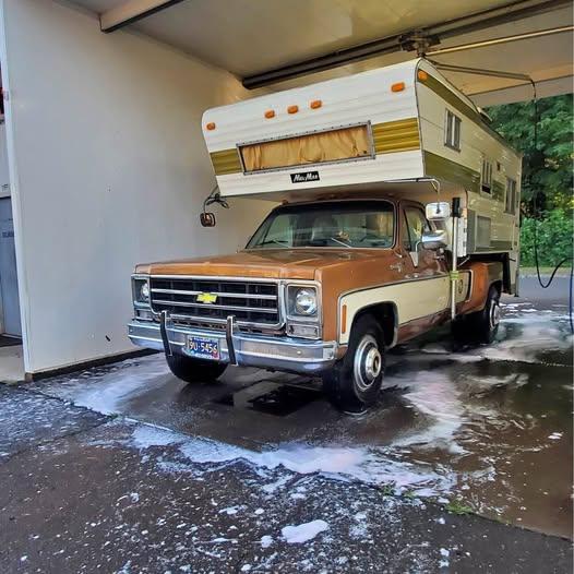 Vintage 1974 MELMAR camper