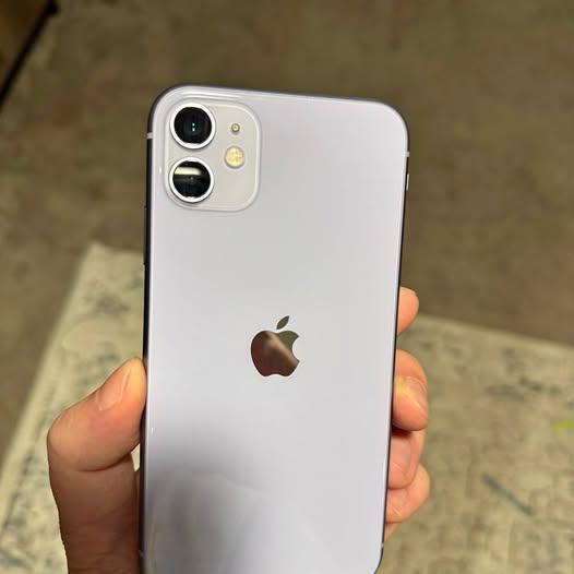 Very Good Condition iPhone 11 256 GB Unlocked