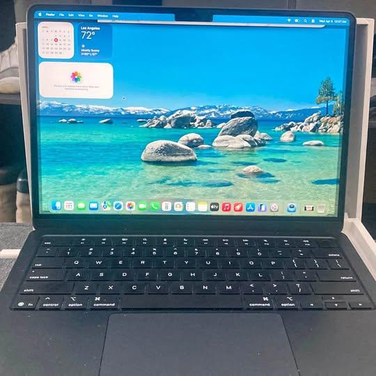 MacBook Air 13in 2025 M4 256