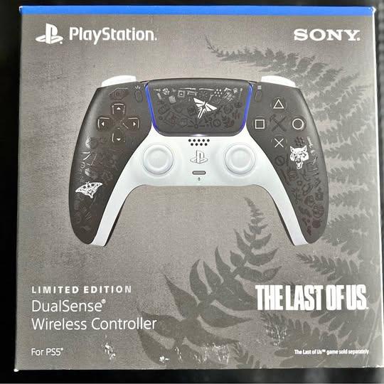 BRAND NEW Sony - DualSense wireless controller - The Last of Us Limited Edition - White /
Black
