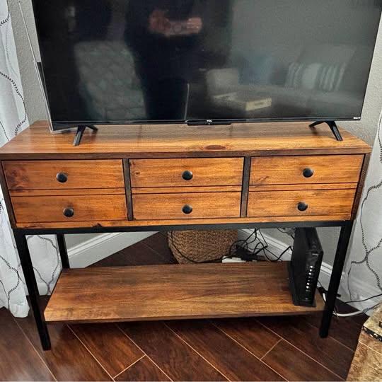 Console table