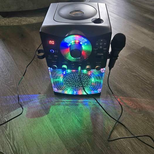 Singing Kareoke Machine