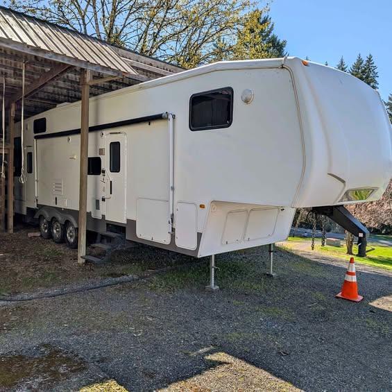 2008 Keystone Raptor
