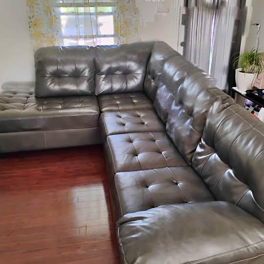 Gray sectional