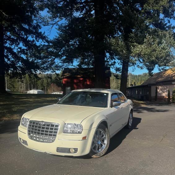 2007 Chrysler 300 · 300S V8 Sedan 4D