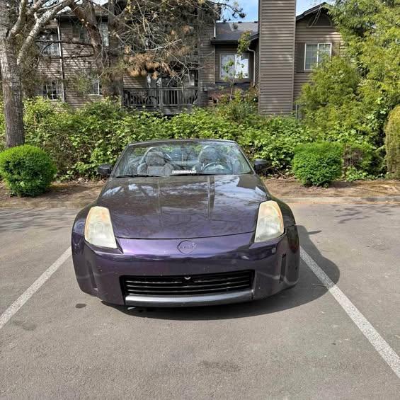 2005 Nissan 350Z · Touring Roadster 2D