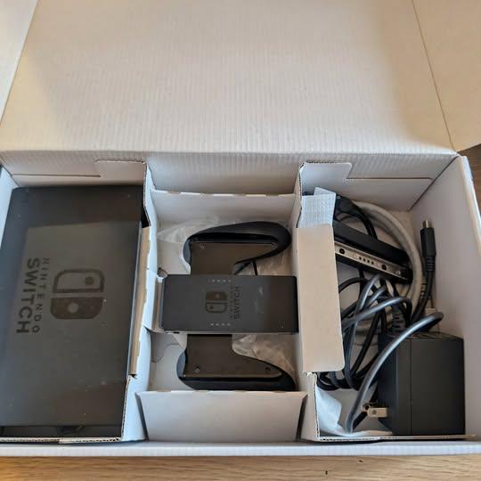 Nintendo Switch - good condition