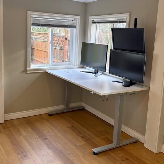 Standing Desk 63x31.5, White, with cable management