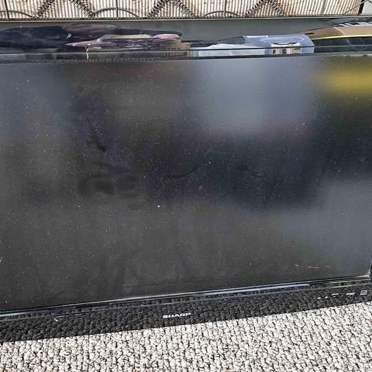 Sharp Aquos TV