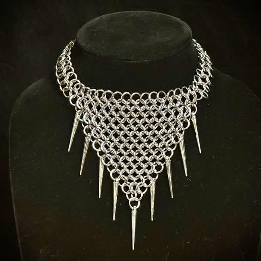European Chainmail Triangle Drop Choker Necklace with Spikes