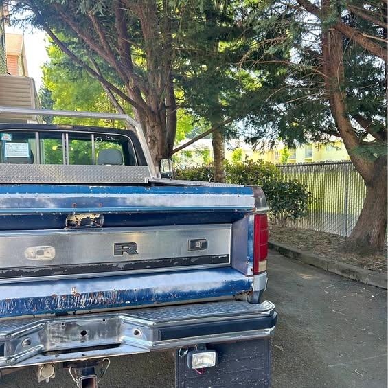 1983 Ford F-250 · Long Bed