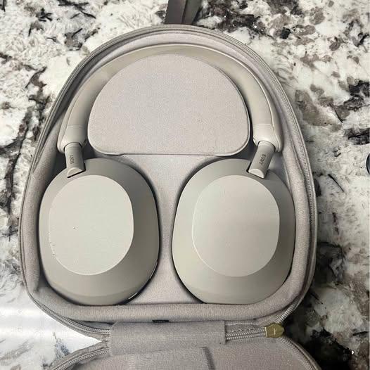 Sony XM-5 Silver
