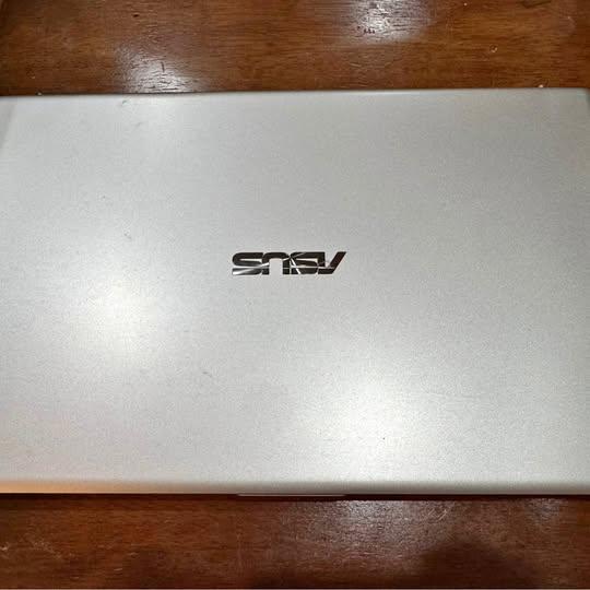 ASUS Vivobook 15 X512 – Intel Core i7 – 12GB RAM – Ultra-Slim Laptop