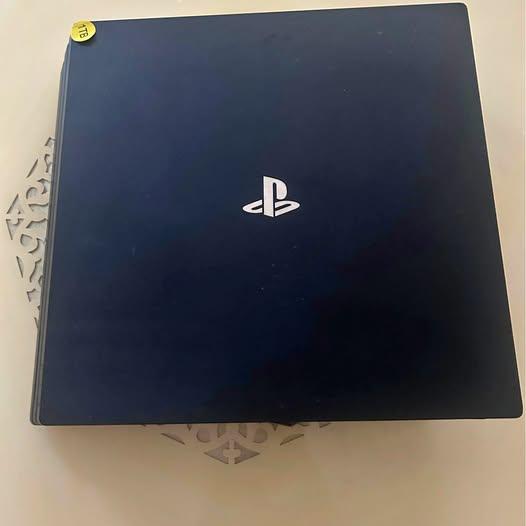 PS4 Pro 1TB