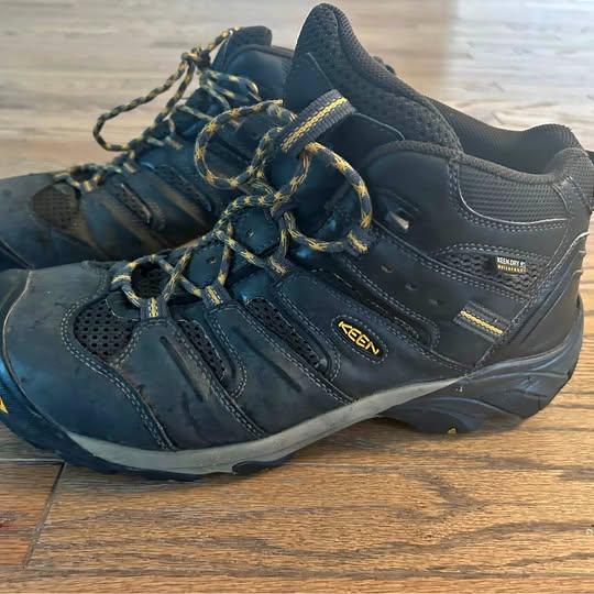 Keen work boots/ hiking boots