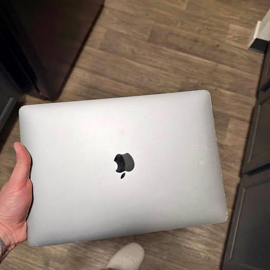 2020 MacBook Air 13”